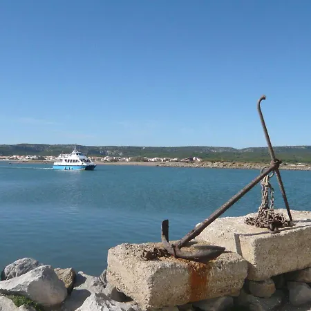 Сasa de vacaciones Les Romarines-6 By Interhome Gruissan